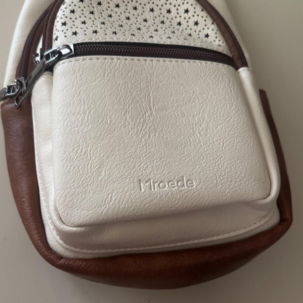 Mroede Women’s White and Brown Crossbody Sling Bag EUC - Picture 3 of 16